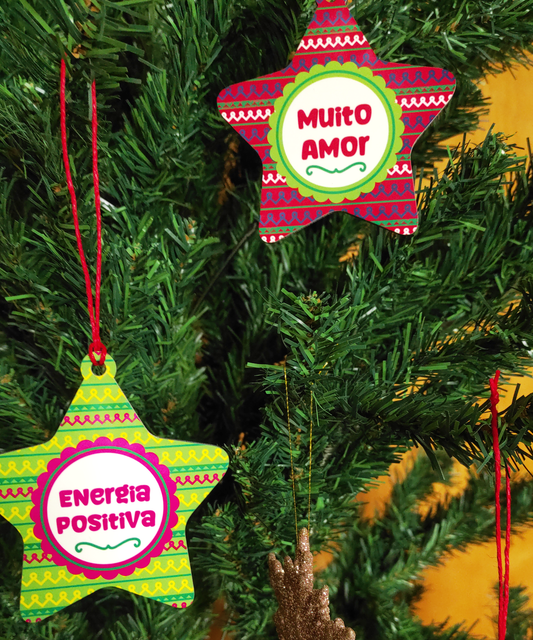 Conjunto de Pendentes em MDF "Desejos de Natal" com saquinho de linho