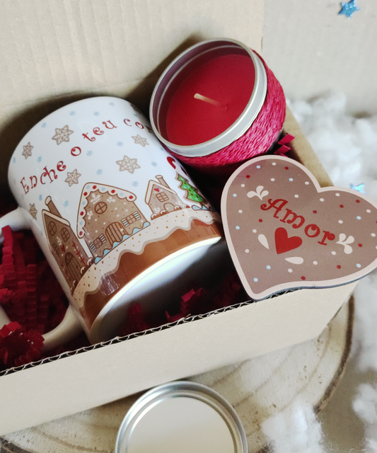 Box caneca, vela aromática de morango e íman ou pendente, em MDF - Sonhos de Gengibre